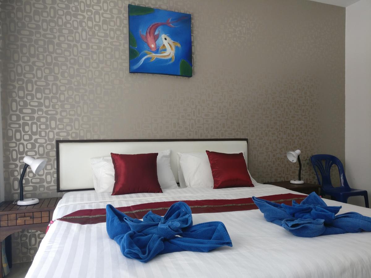 White Sky Boutique Hotel Patong Exterior foto