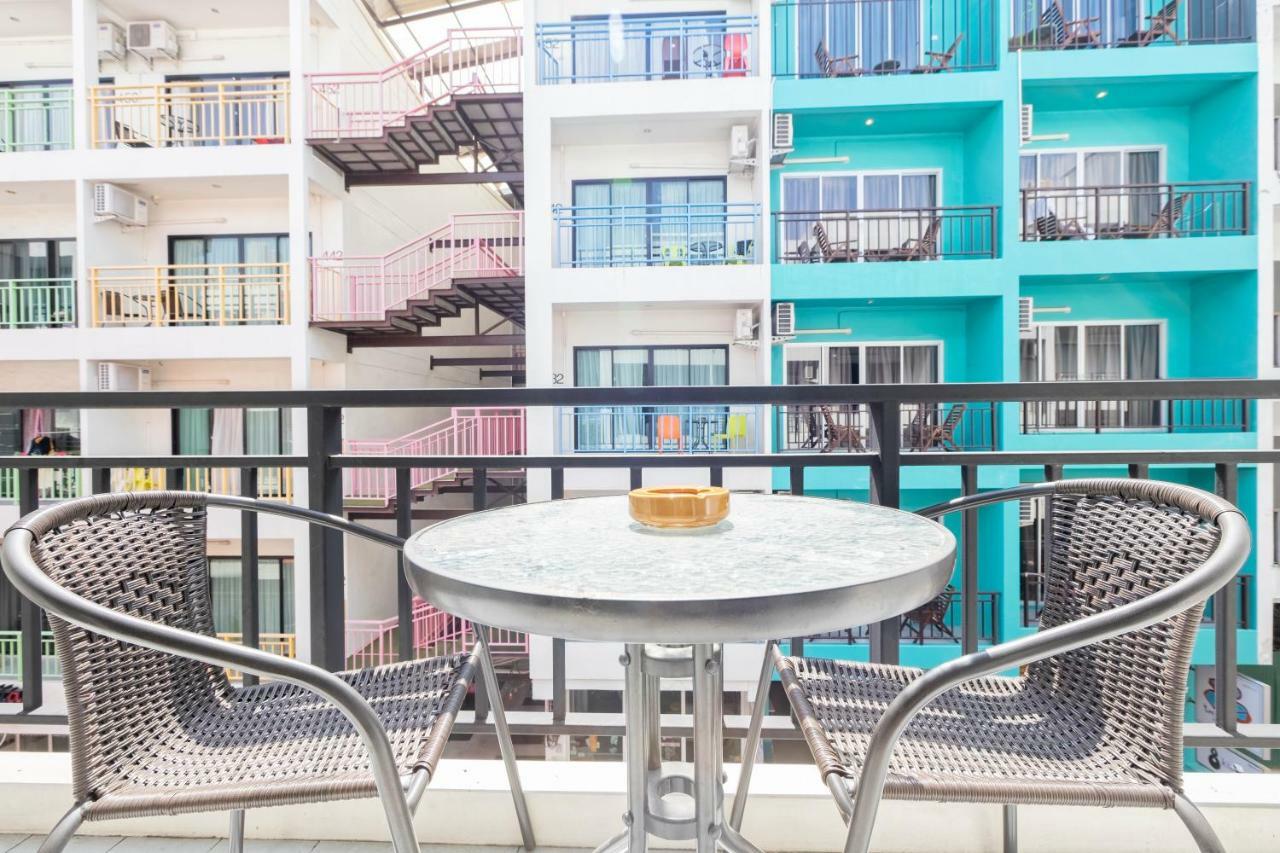 White Sky Boutique Hotel Patong Exterior foto